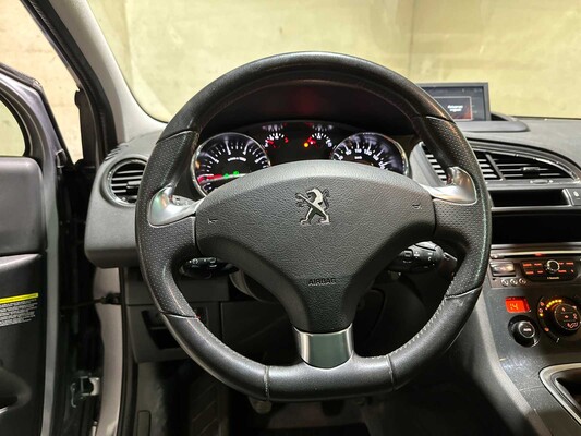 Peugeot 5008 1.2 PureTech Style 5p. 131pk 2015, GL-399-V