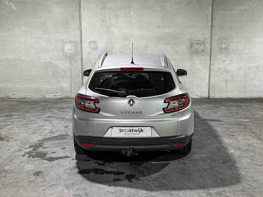 Renault Mégane Estate 1.9 dCi Dynamique 131pk 2010, 7-XNN-90