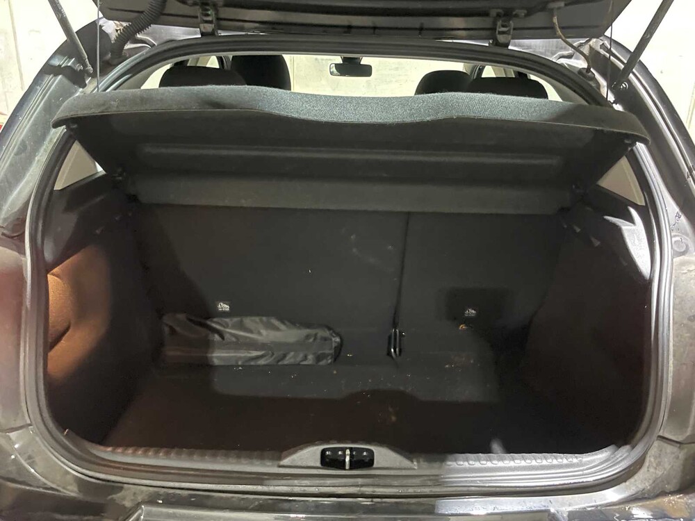 Citroen C3 1.2 PureTech Live 68pk 2017, PB-610-T