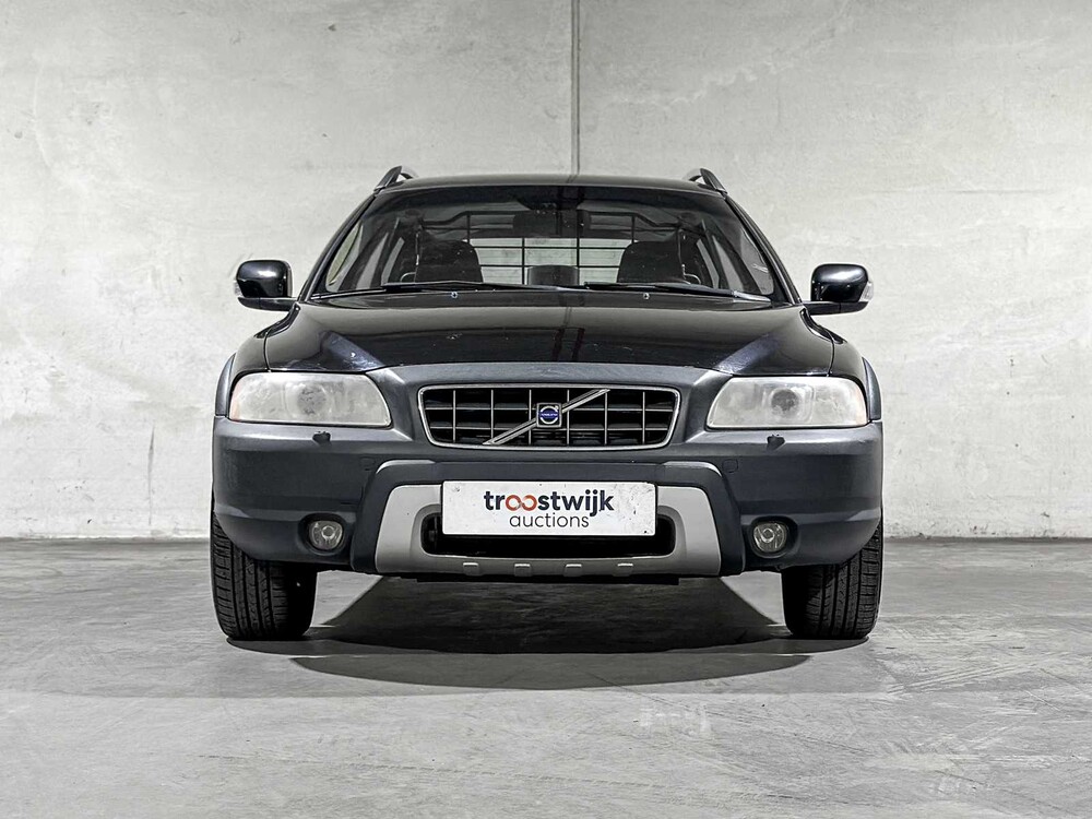 Volvo XC70 2.4 D5 Momentum -Automaat- 185pk 2007, 32-GFF-8 Youngtimer