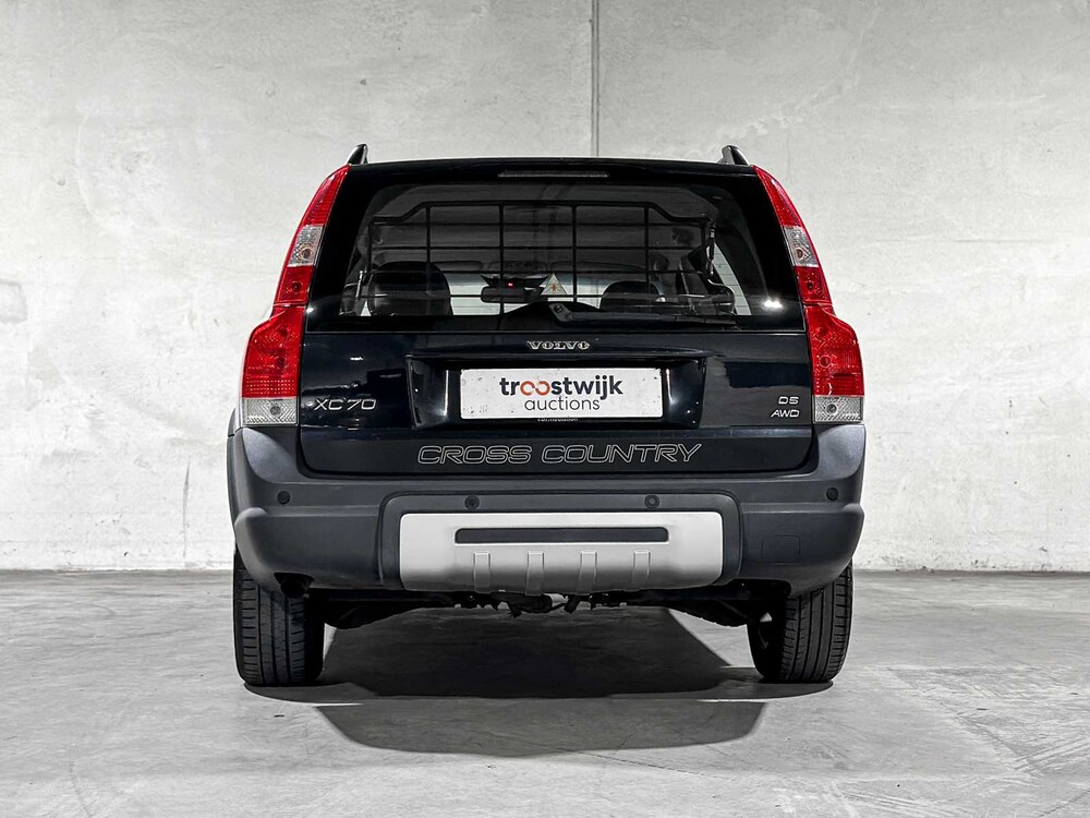 Volvo XC70 2.4 D5 Momentum -Automaat- 185pk 2007, 32-GFF-8 Youngtimer