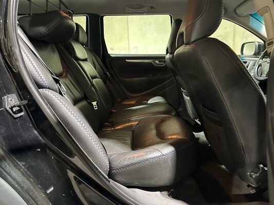 Volvo XC70 2.4 D5 Momentum -Automaat- 185pk 2007, 32-GFF-8 Youngtimer