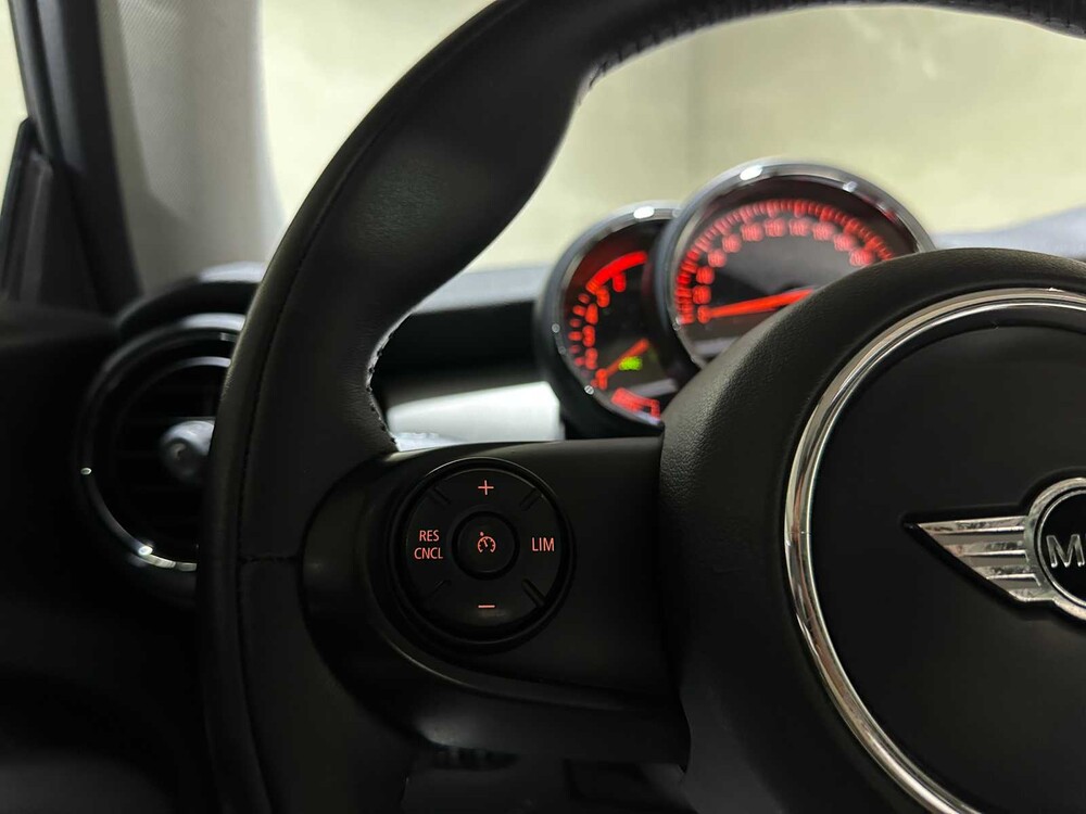 Mini Cooper D Chili 1.5 AUTOMAAT 116pk 2015, GV-718-D