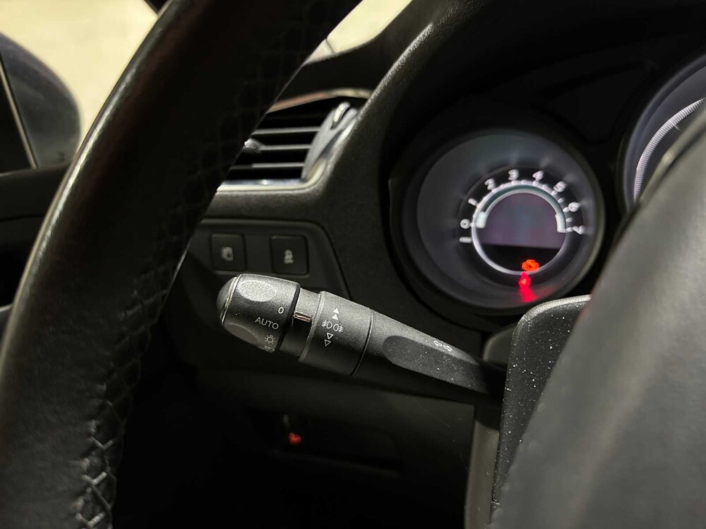 Citroen C4 1.2 PureTech Business 131pk 2015, GD-058-S