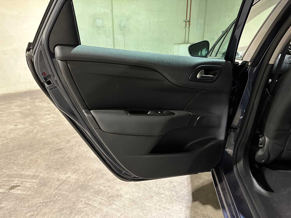 Citroen C4 1.2 PureTech Business 131pk 2015, GD-058-S