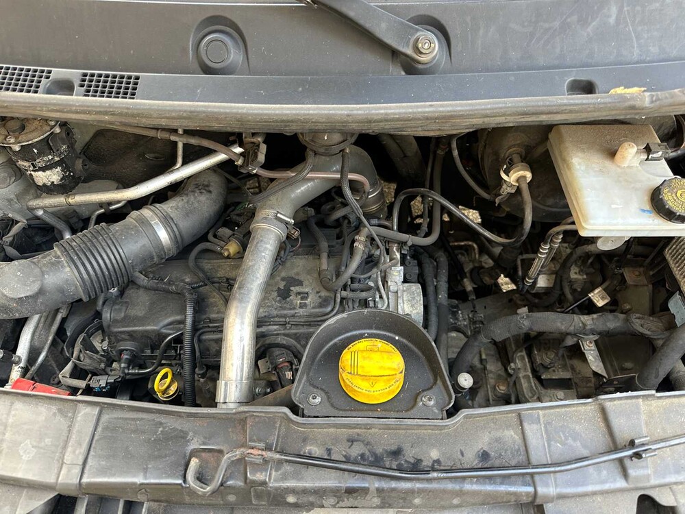 Renault Master T35 2.3 dCi Stop & Start 7-Persoons 170pk 2017, V-716-BN Bedrijfswagen