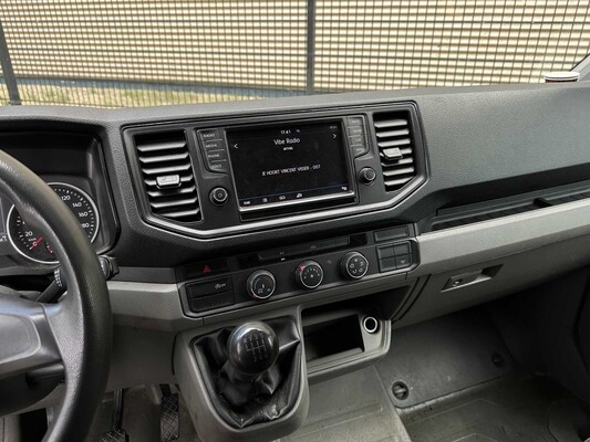 Volkswagen Crafter 35 2.0 TDI L4 177pk 2018, VNN-83-D Bedrijfswagen