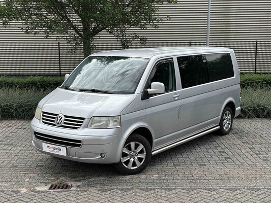 Volkswagen Transporter 2.5 TDI 340 Trendline DSG 5-Persoon 131pk 2009, 6-VDV-12