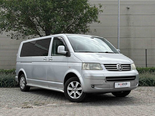 Volkswagen Transporter 2.5 TDI 340 Trendline DSG 5-Persoon 131pk 2009, 6-VDV-12