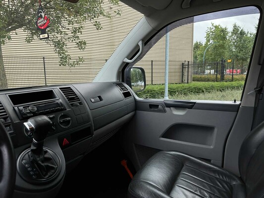 Volkswagen Transporter 2.5 TDI 340 Trendline DSG 5-Persoon 131pk 2009, 6-VDV-12