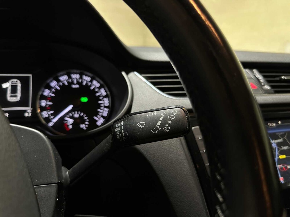 Skoda Octavia Combi 1.6 TDI Greentech JOY Business 110pk 2016, JX-809-G