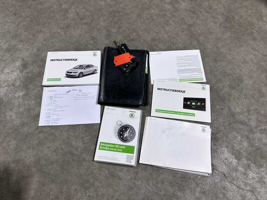 Skoda Octavia Combi 1.6 TDI Greentech JOY Business 110pk 2016, JX-809-G