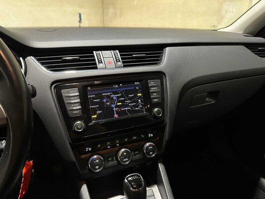 Skoda Octavia Combi 1.6 TDI Greentech JOY Business 110pk 2016, JX-809-G