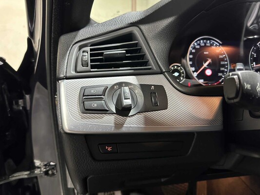 BMW 520i Touring M-Sport High Executive 5-serie 184pk 2013, 92-ZLN-9