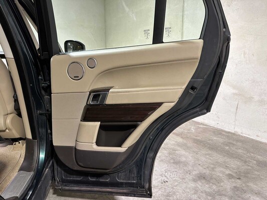 Land Rover Range Rover Vogue 3.0 249hp 2013