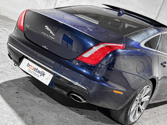 Jaguar XJ 3.0 D Premium Luxury 300hp 2016, RV-612-X