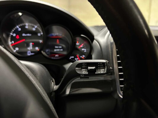 Porsche Cayenne Turbo 4.8 V8 500hp 2012, 8-SGB-44