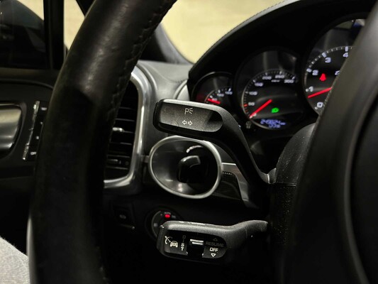 Porsche Cayenne Turbo 4.8 V8 500hp 2012, 8-SGB-44