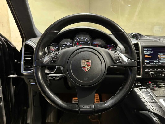Porsche Cayenne Turbo 4.8 V8 500hp 2012, 8-SGB-44