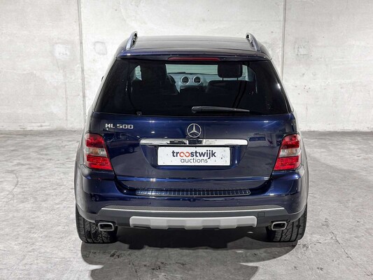 Mercedes-Benz ML500 5.0 V8 306hp 2006 M-class, K-267-VB Youngtimer