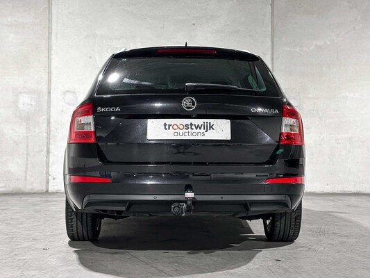 Skoda Octavia Combi 1.6 TDI Greentech JOY Business 110hp 2016, JX-809-G