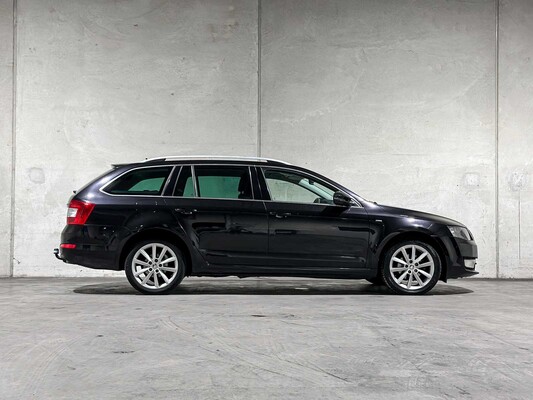 Skoda Octavia Combi 1.6 TDI Greentech JOY Business 110hp 2016, JX-809-G