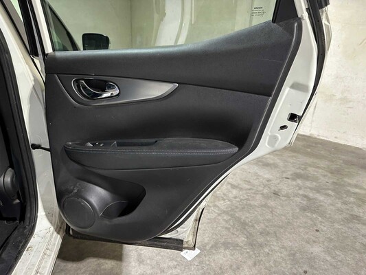 Nissan Qashqai 1.3 DIG-T N-Connect 140hp 2019, L-595-RB