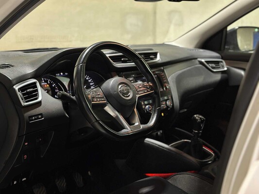 Nissan Qashqai 1.3 DIG-T N-Connect 140hp 2019, L-595-RB