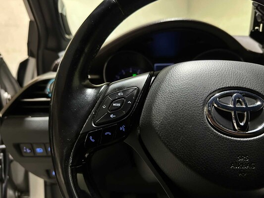 Toyota C-HR 1.2 First Edition 116hp 2017, NB-105-X