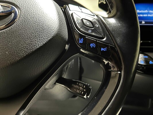 Toyota C-HR 1.2 First Edition 116hp 2017, NB-105-X