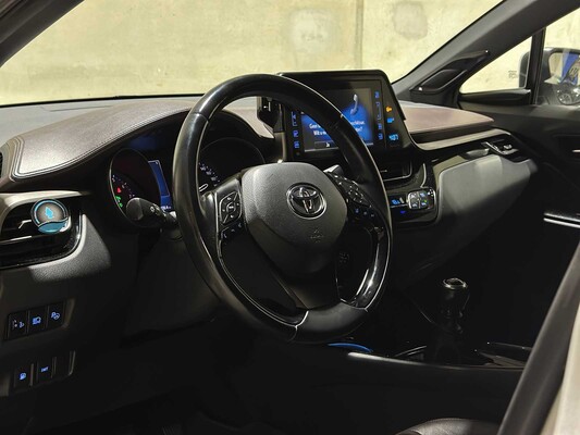 Toyota C-HR 1.2 First Edition 116hp 2017, NB-105-X
