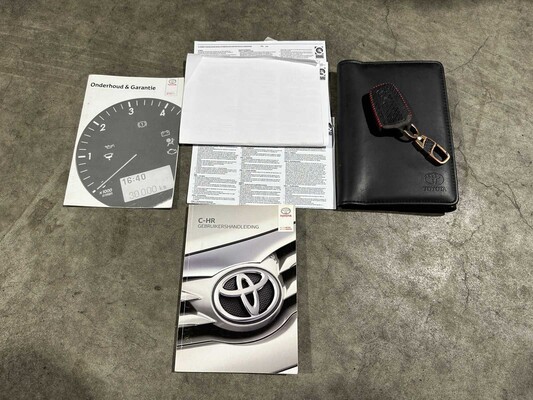 Toyota C-HR 1.2 First Edition 116hp 2017, NB-105-X