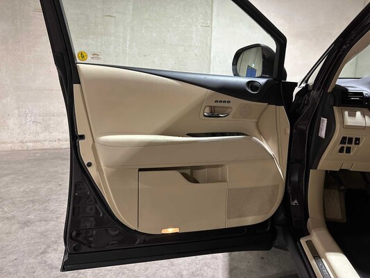 Lexus RX 450h 4WD Executive Edition 249hp 2013, 2-KZH-17