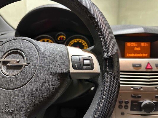 Opel Astra GTC 1.8 Temptation 140hp 2007, 88-XT-FZ Youngtimer