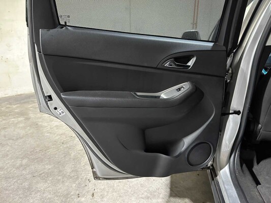 Chevrolet Orlando 1.8 LTZ 7-Seater 141hp 2011, 64-RFZ-3