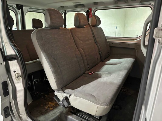 Renault Trafic Passenger 2.0 dCi T27 Authentique 9-Seater 90hp 2011, 53-RTV-9