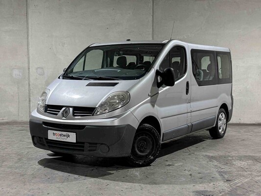 Passenger cars and commercial vehicles in Tiel