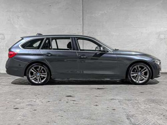 BMW 320i Automatic Centennial High Executive 184hp 2016 3-Series Touring, JR-371-D
