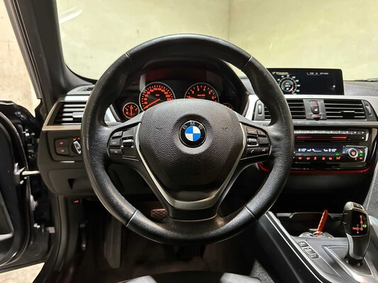 BMW 320i Automatic Centennial High Executive 184hp 2016 3-Series Touring, JR-371-D