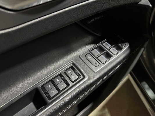 Jaguar XF Sportbrake 2.0d Portfolio 179pk 2017 (Origineel-NL), PZ-465-J