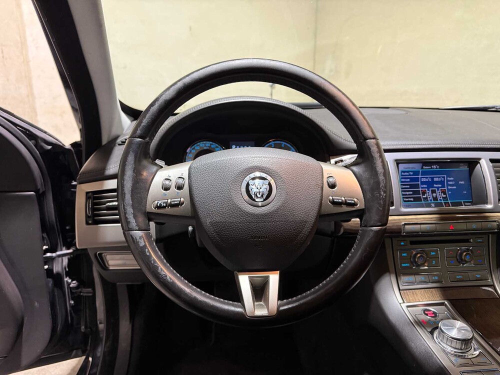 Jaguar XF 4.2 SV8 Supercharged V8 416pk 2008, X-627-SX Youngtimer
