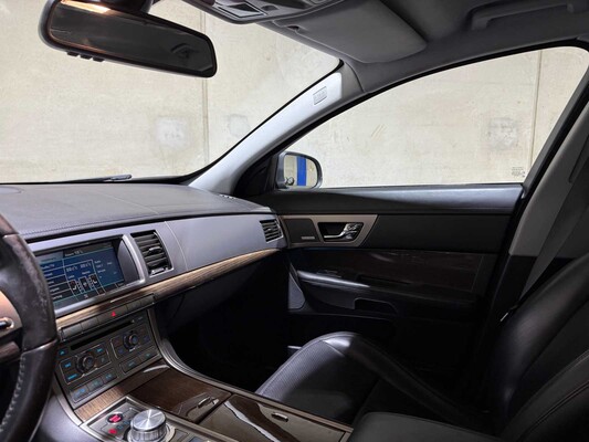 Jaguar XF 4.2 SV8 Supercharged V8 416pk 2008, X-627-SX Youngtimer