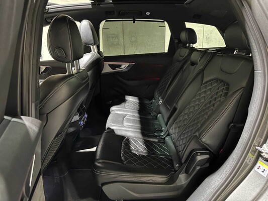 Audi SQ7 4.0 TDI V8 Quattro Pro Line + 7p 435pk 2016, H-407-TG