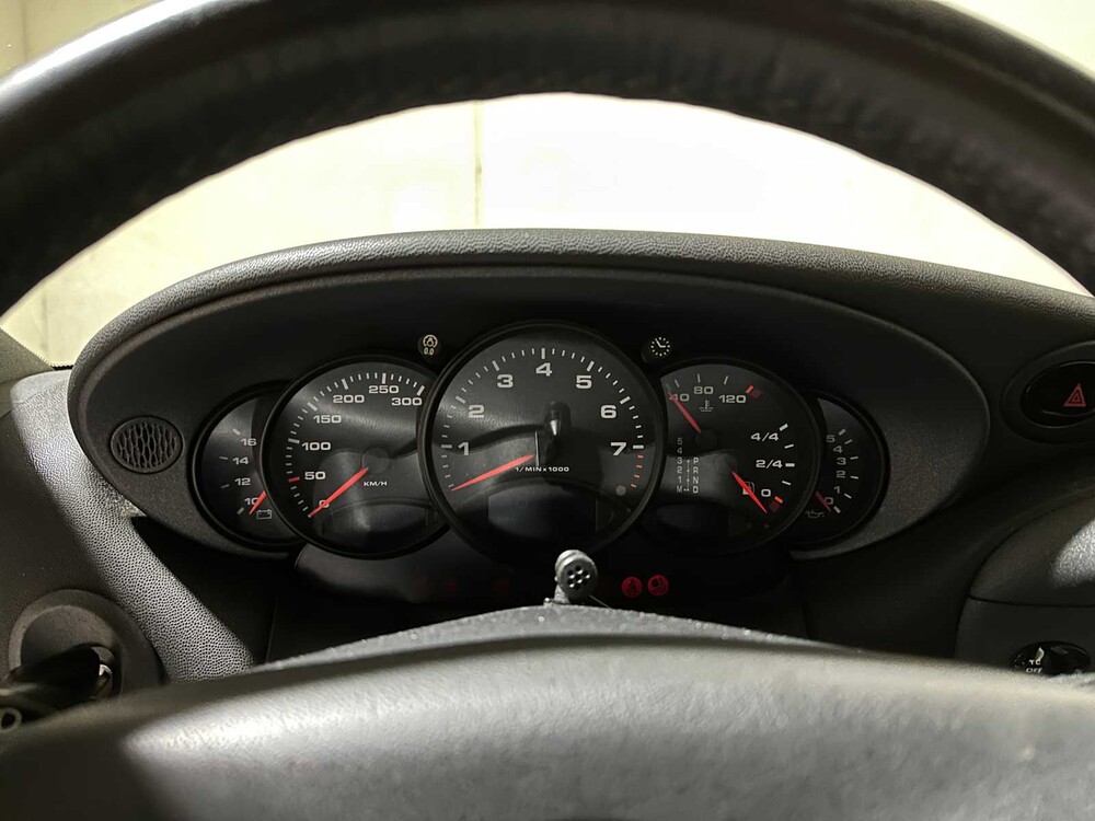 Porsche 911 3.4 Coupé Carrera 996 300pk 1998, 73-XV-XL