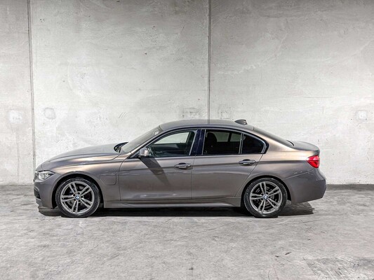 BMW 330e M-Sport F30 184pk 2016 3-serie, JX-127-V