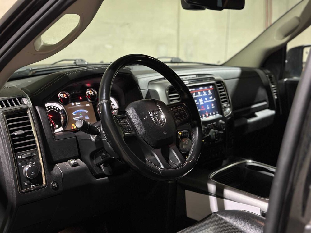 Dodge Ram 1500 5.7 V8 Quad Cab 6'4 401pk 2018, V-442-LL Bedrijfswagen