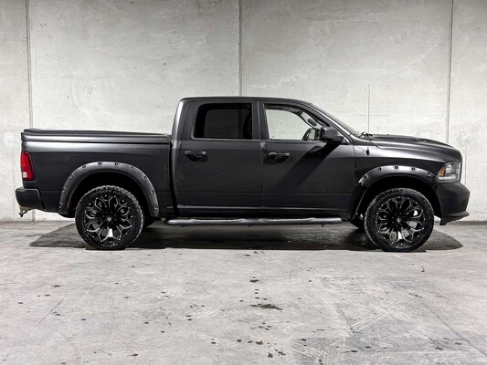 Dodge Ram 1500 5.7 V8 Quad Cab 6'4 401pk 2018, V-442-LL Bedrijfswagen