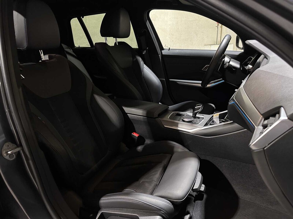 BMW 330e Touring M-Sport Business Edition Plus 184pk 2022 3-serie G21, X-990-TH