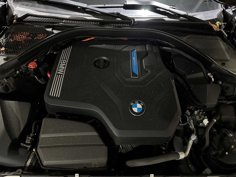 BMW 330e Touring M-Sport Business Edition Plus 184pk 2022 3-serie G21, X-990-TH