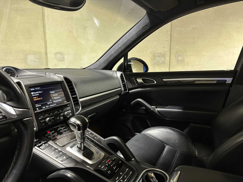 Porsche Cayenne Turbo 4.8 V8 500pk 2012, 8-SGB-44
